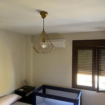 En Luis Montoto, Nervión. Céntrico Apartamento *